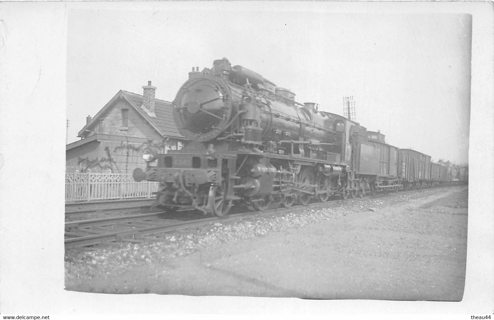 ¤¤  -  Carte-Photo D'un Train En Gare  -  Chemin De Fer  -  ¤¤ - Gares - Avec Trains