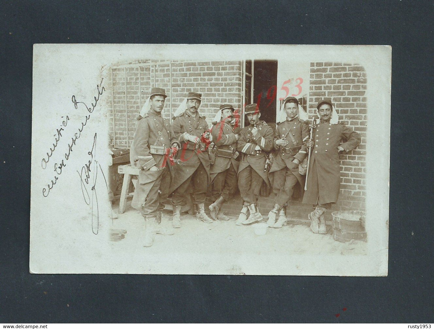 MILITARIA CARTE PHOTO MILITAIRE GROUPE DE SOLDATS CACHET SAINT OMER 1904  : - Personen