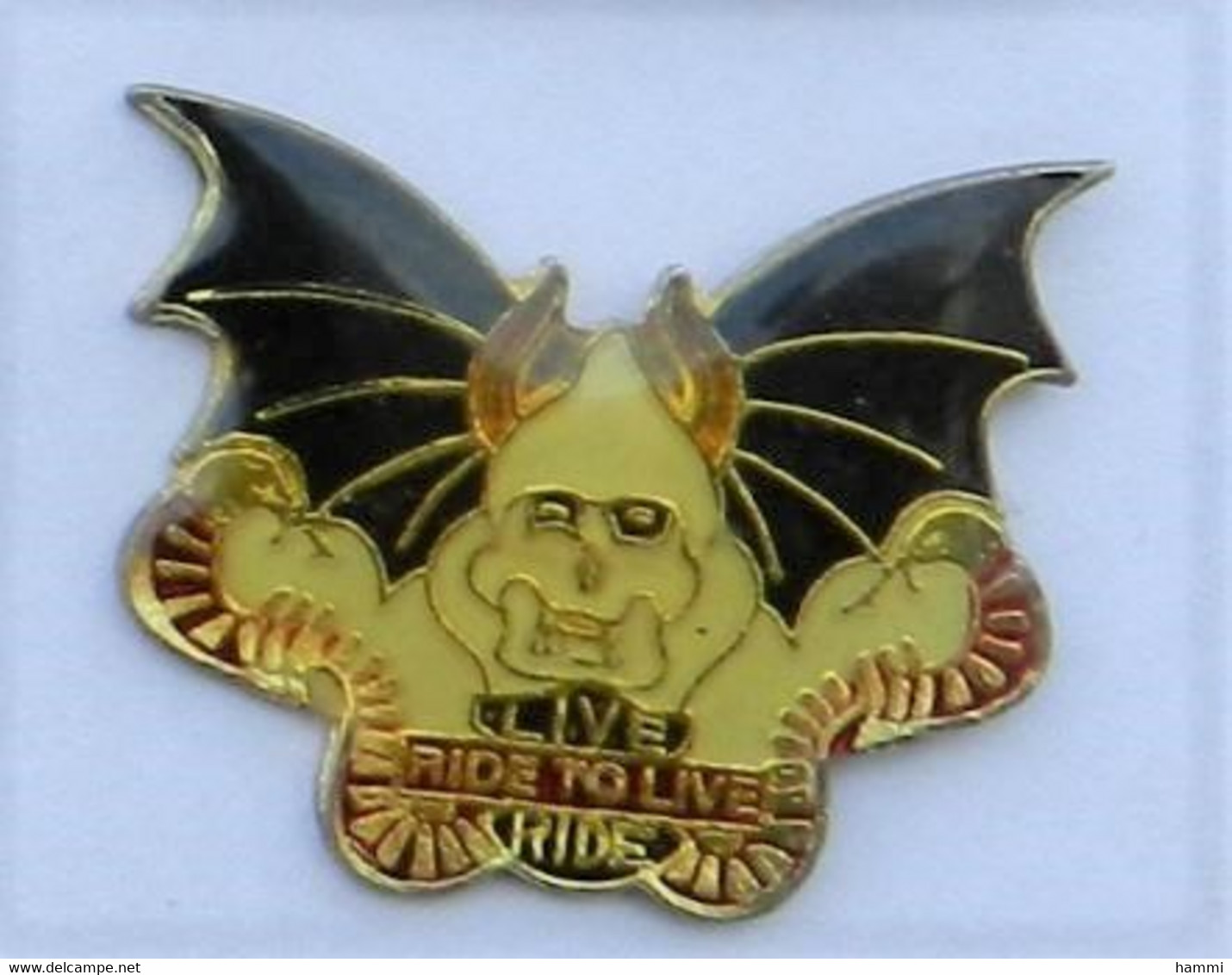 Q266 Pin's MOTO ?  CHAUVE SOURIS Thème Grotte BATMAN LIVE RIDE TO LIVE Achat Immédiat - Motos