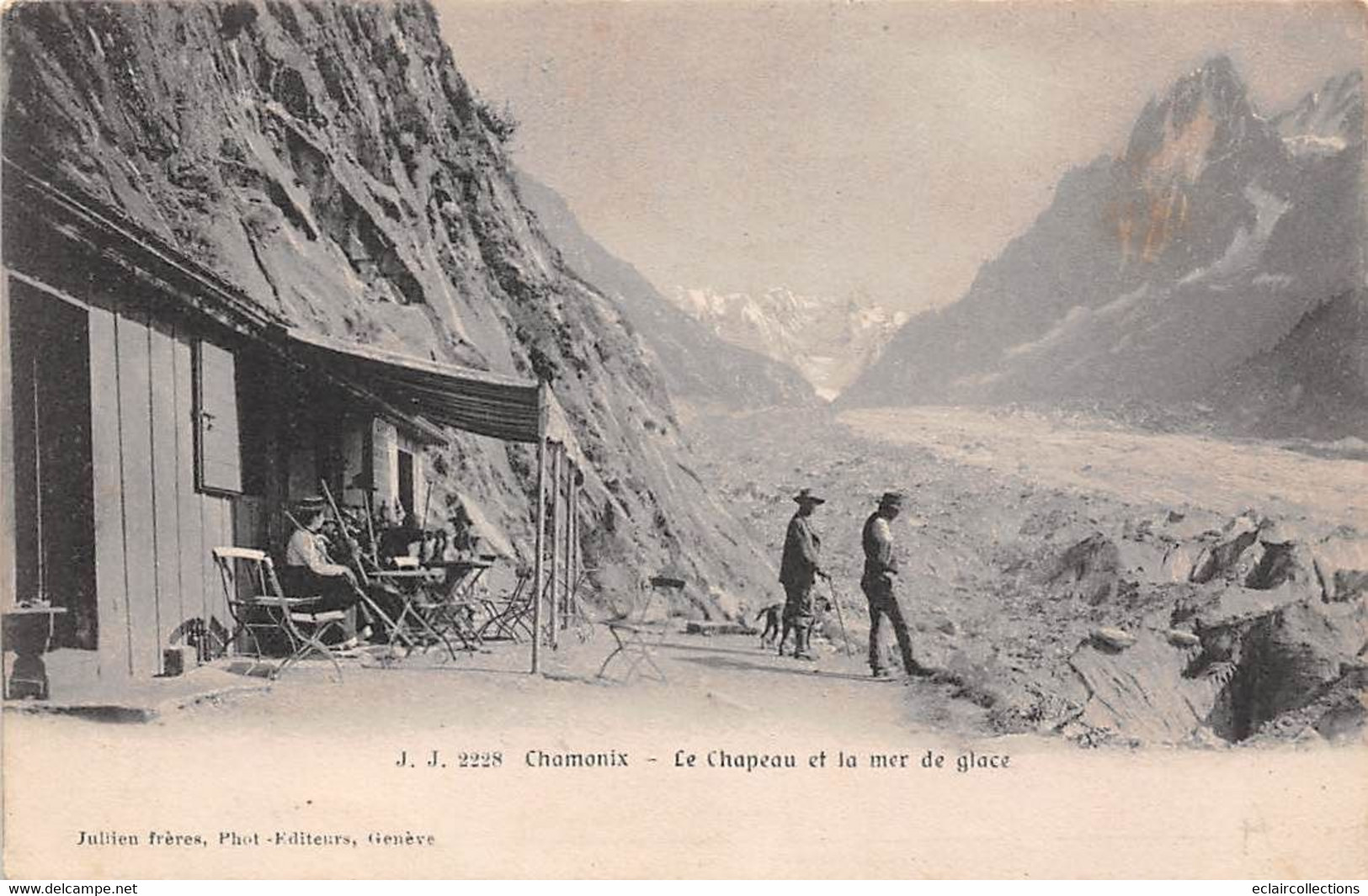 Chamonix         74           Le Chapeau Et La Mer De Glace     N° 2228    (voir Scan) - Chamonix-Mont-Blanc