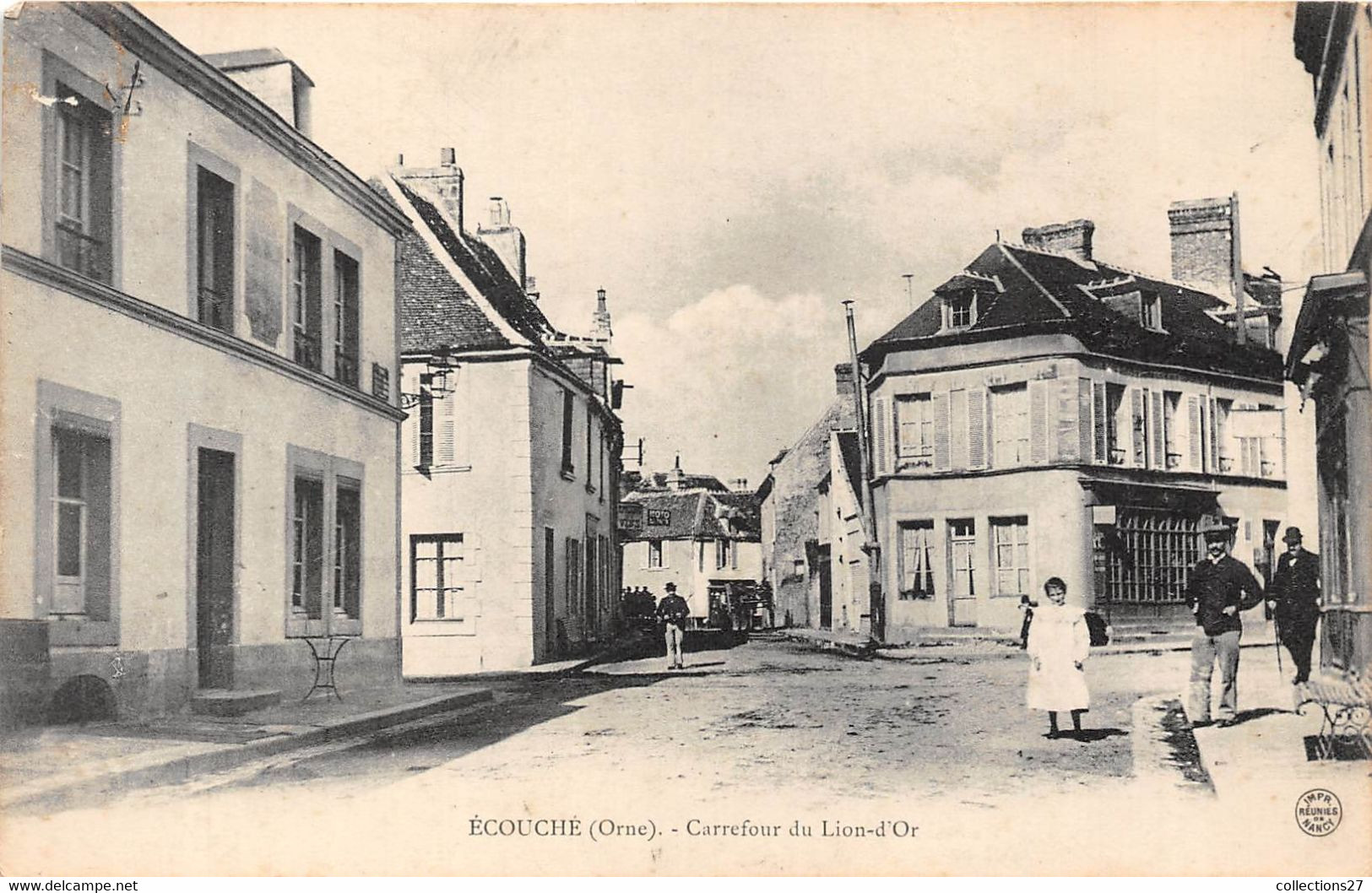 61-ECOUCHE- CARREFOUR DU LION D'OR - Ecouche