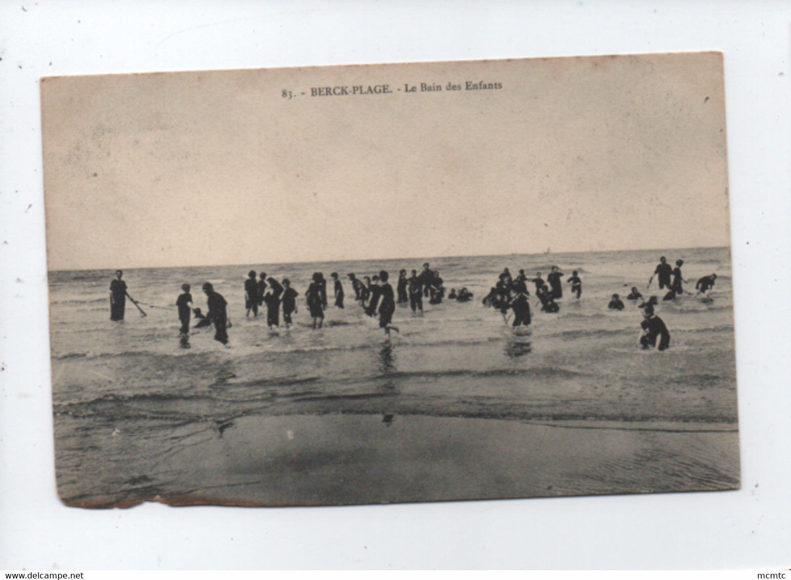 CPA  Abîmée - Berck Plage - Le Bain Des Enfants - Berck