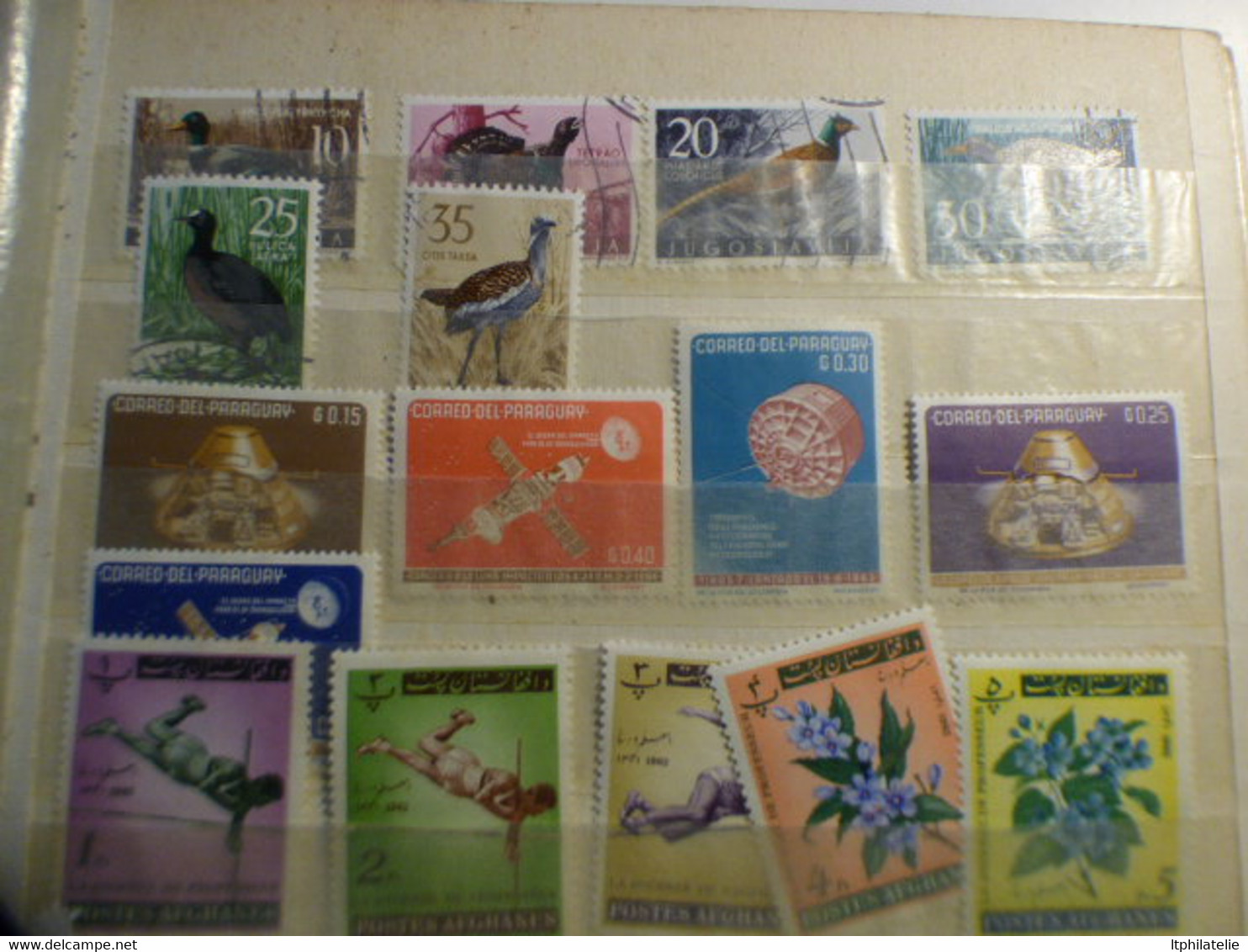 DESTOCKAG COLLECTION DE TIMBRES DE DIVERS PAYS   PALESTINE RUSSIE  COREE JAPON CHINE  SUISSE BELGIQUE ESPAGNE ETC