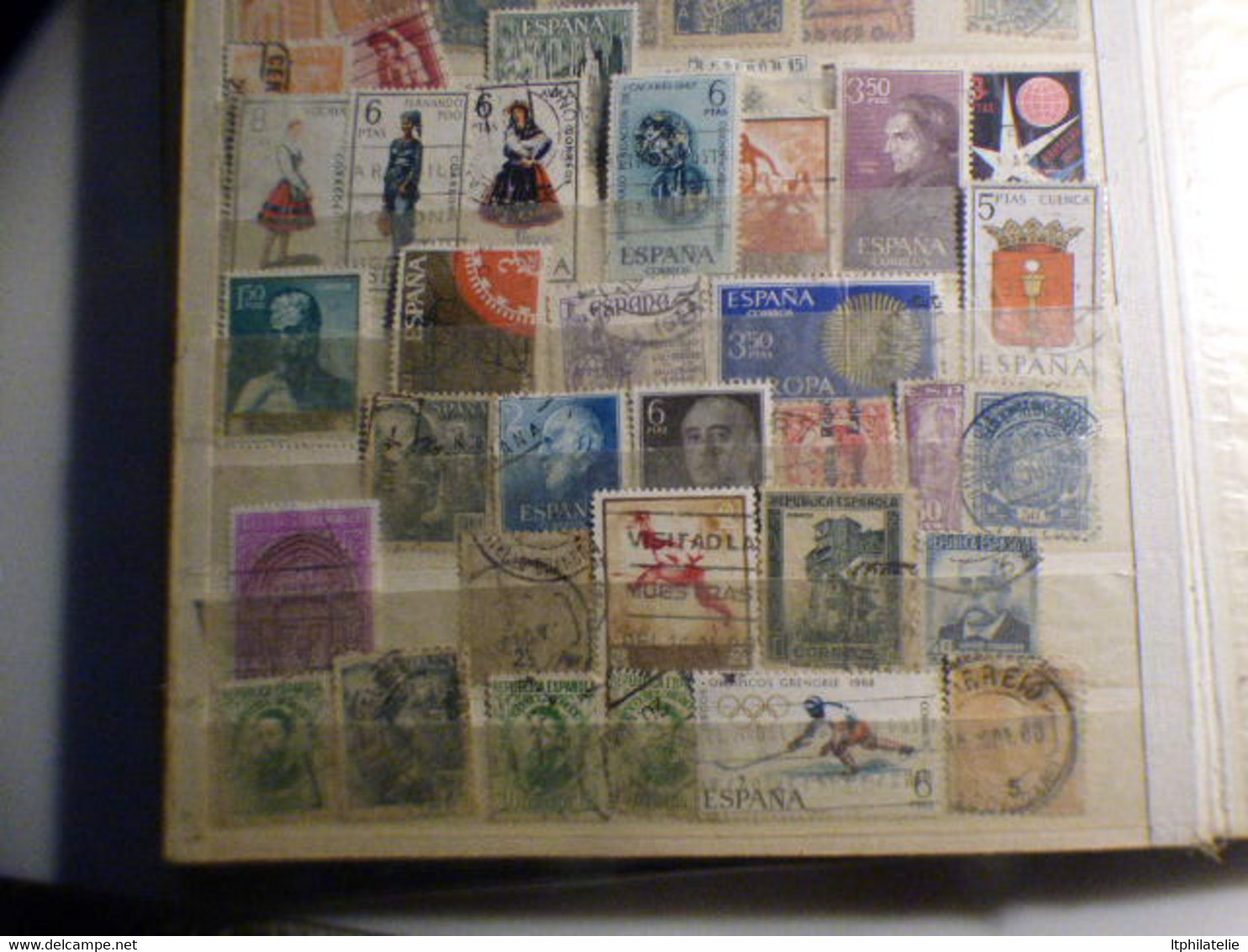 DESTOCKAG COLLECTION DE TIMBRES DE DIVERS PAYS   PALESTINE RUSSIE  COREE JAPON CHINE  SUISSE BELGIQUE ESPAGNE ETC