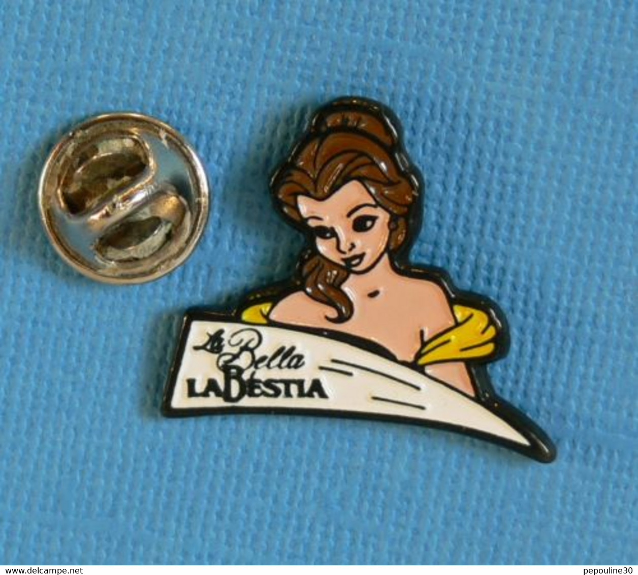 1 PIN'S //  ** LA BELLA Y LA BESTIA ** . (©DISNEY Bertoni Milano) - BD