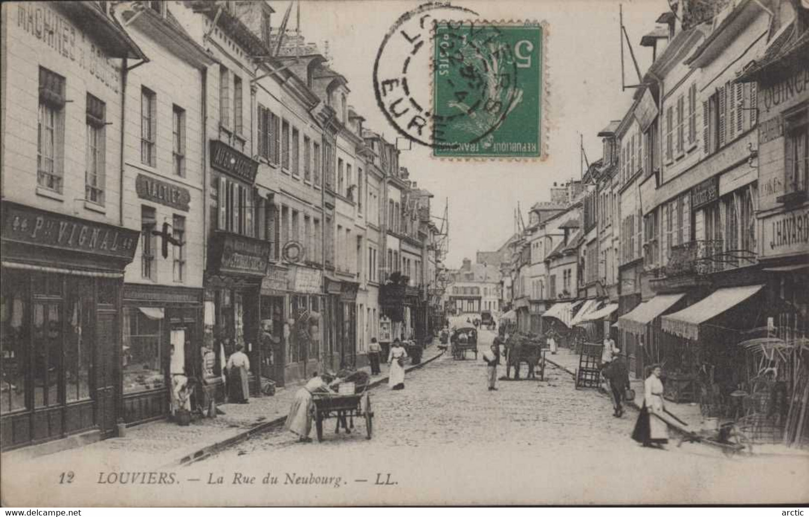 LOUVIERS La Rue Du Neubourg - Louviers