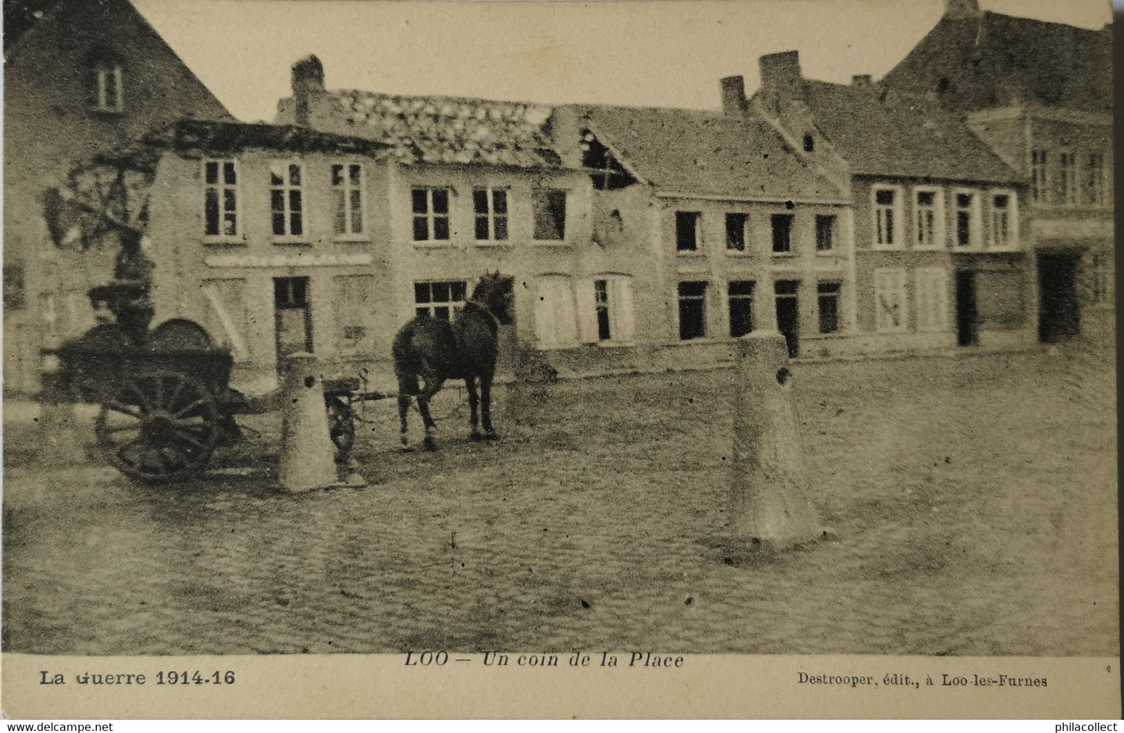 Lo - Loo (Reninge) Ruines Guerre // Un Coin De La Place 19?? - Lo-Reninge