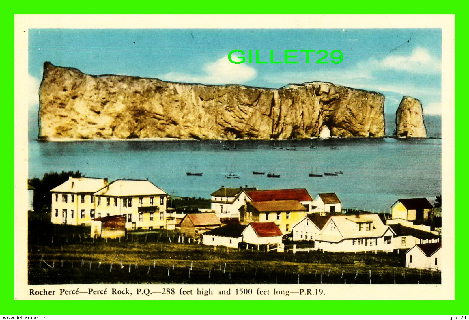 PERCÉ, QUÉBEC - VUE DU VILLAGE ET DU ROCHER PERCÉ - P. R. - PECO - - Percé