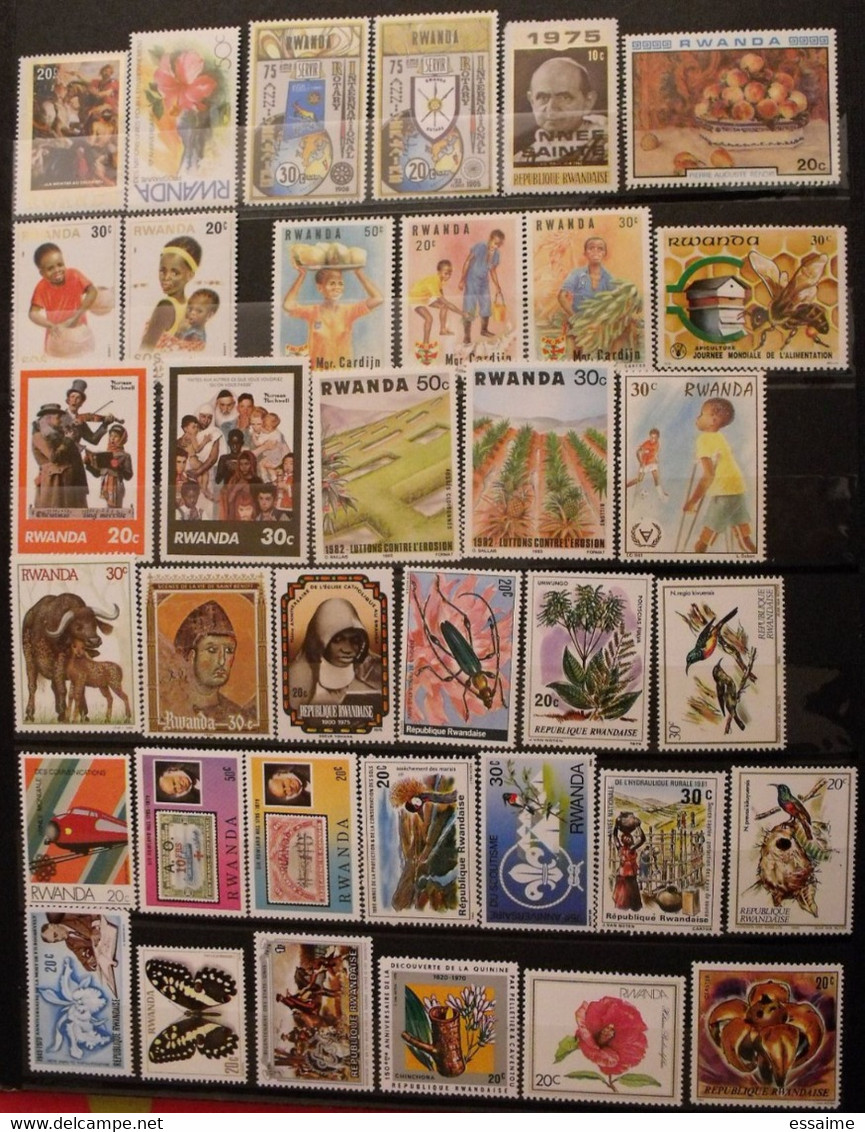 Rwanda Rwandaise. Collection De 145 Timbres. Oblitérés Et Neufs - Collezioni