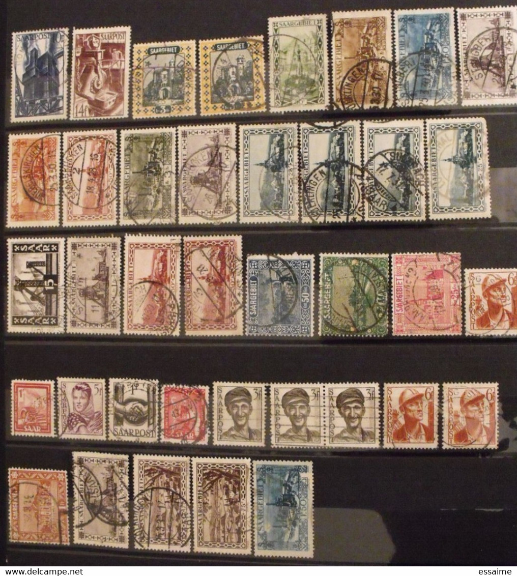 Sarre Saar Saarland Saargebiet. Collection De 32 Timbres. - Collections, Lots & Series