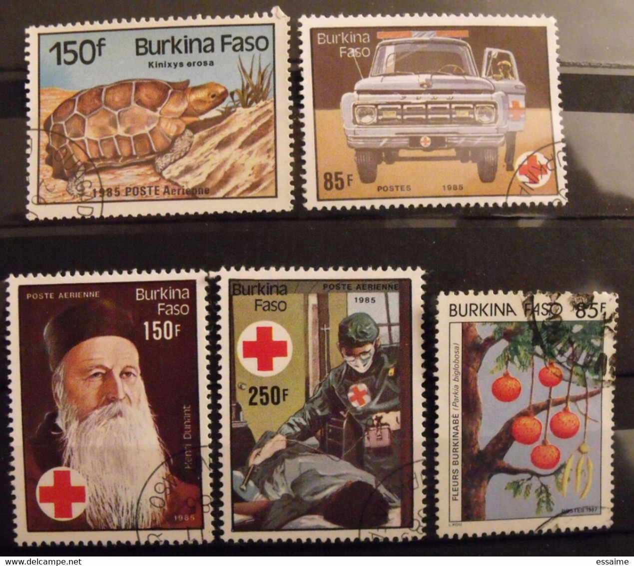 Burkina Faso. Collection De 38 Timbres. Oblitérés Et Neufs - Burkina Faso (1984-...)