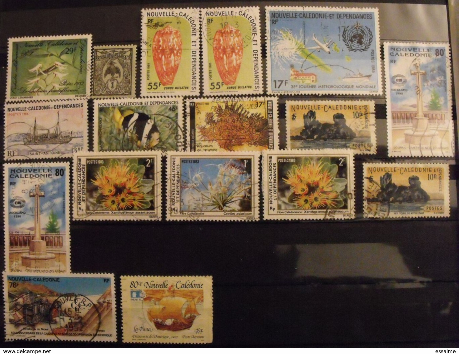 Nouvelle Calédonie. Collection De 17 Timbres. - Collections, Lots & Séries