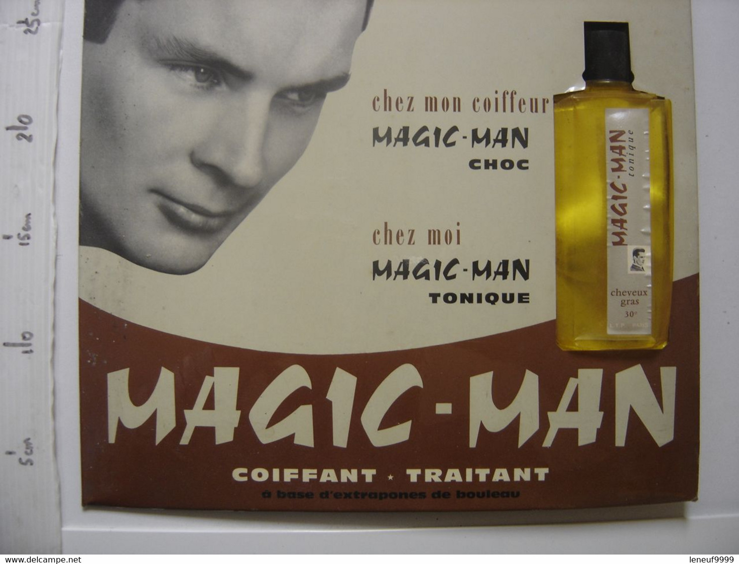 Plaque Alu Carton DECO PUBLICITE Salons De Coiffure Coiffeur Homme MAGIC MAN Plv - Blechschilder (ab 1960)