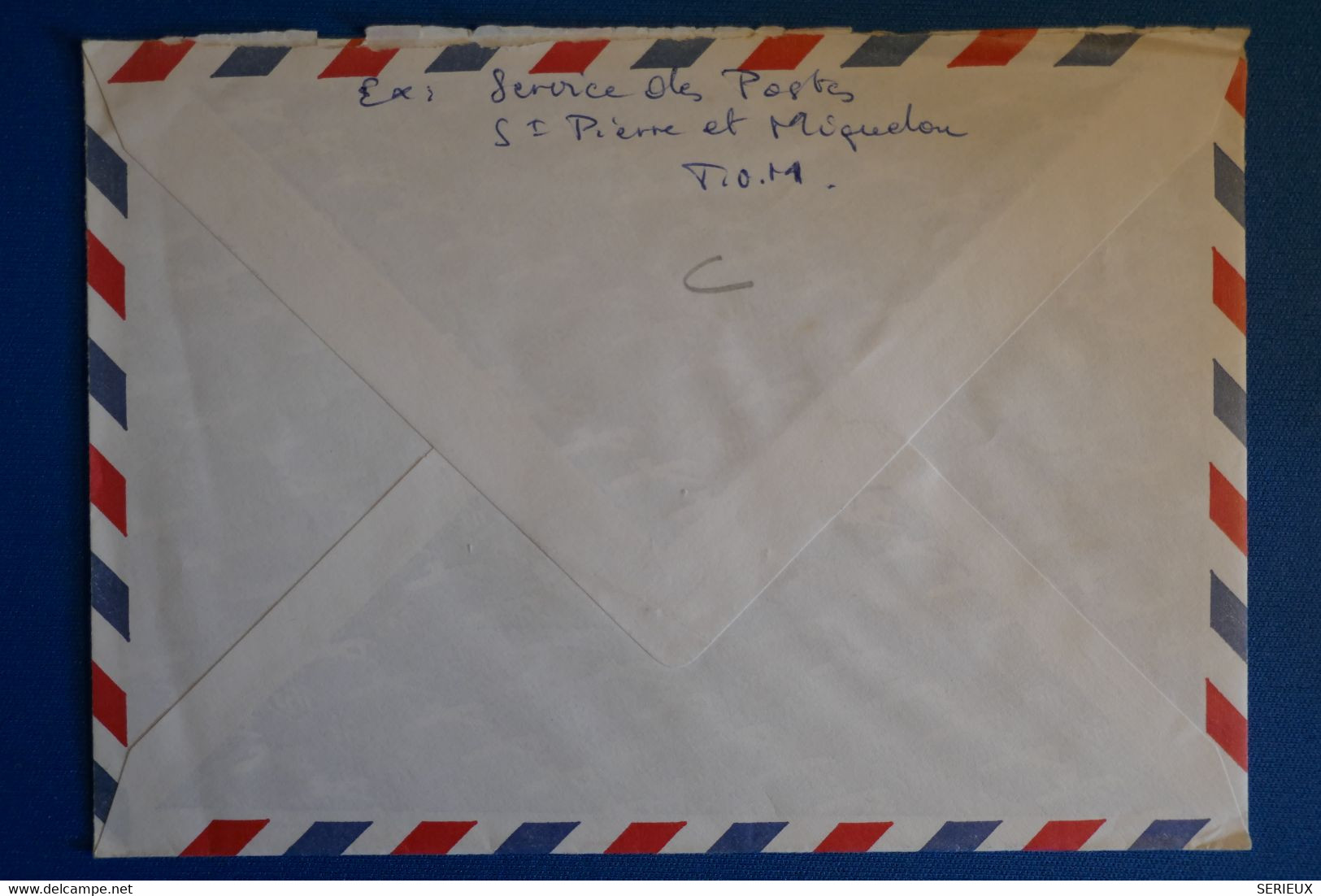 M19 ST PIERRE MIQUELON BELLE LETTRE 1975  VILA POUR COURBEVOIE FRANCE + AFFRANCHISSEMENT PLAISANT - Covers & Documents