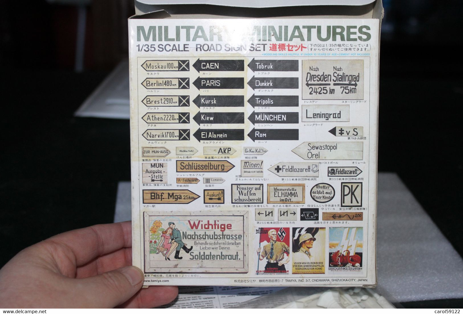 Tamiya Military Miniatures Road Sign Set - Vehicles