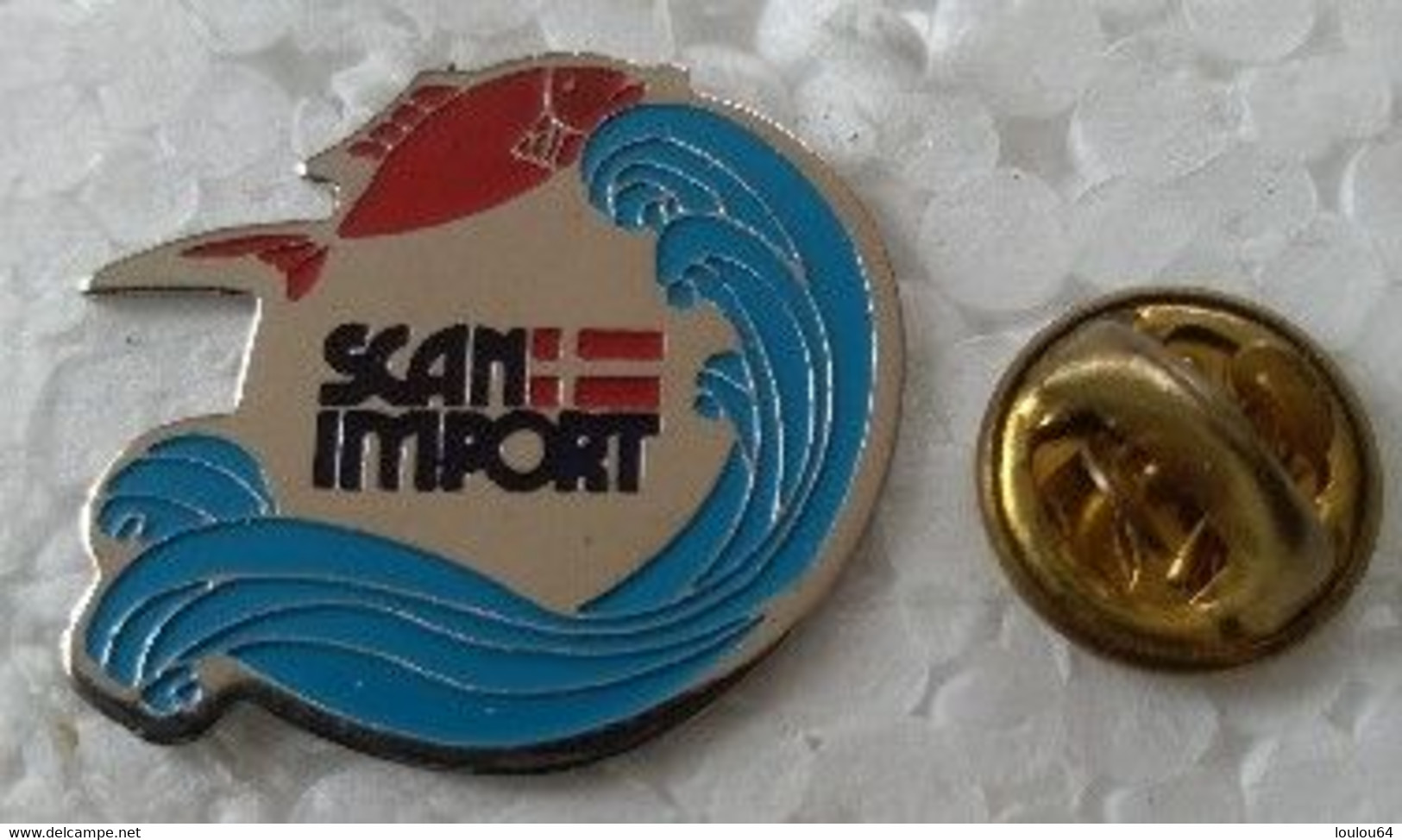 Pin's - Alimentation - Animaux - Poissons - SCAN IMPORT - - Natation