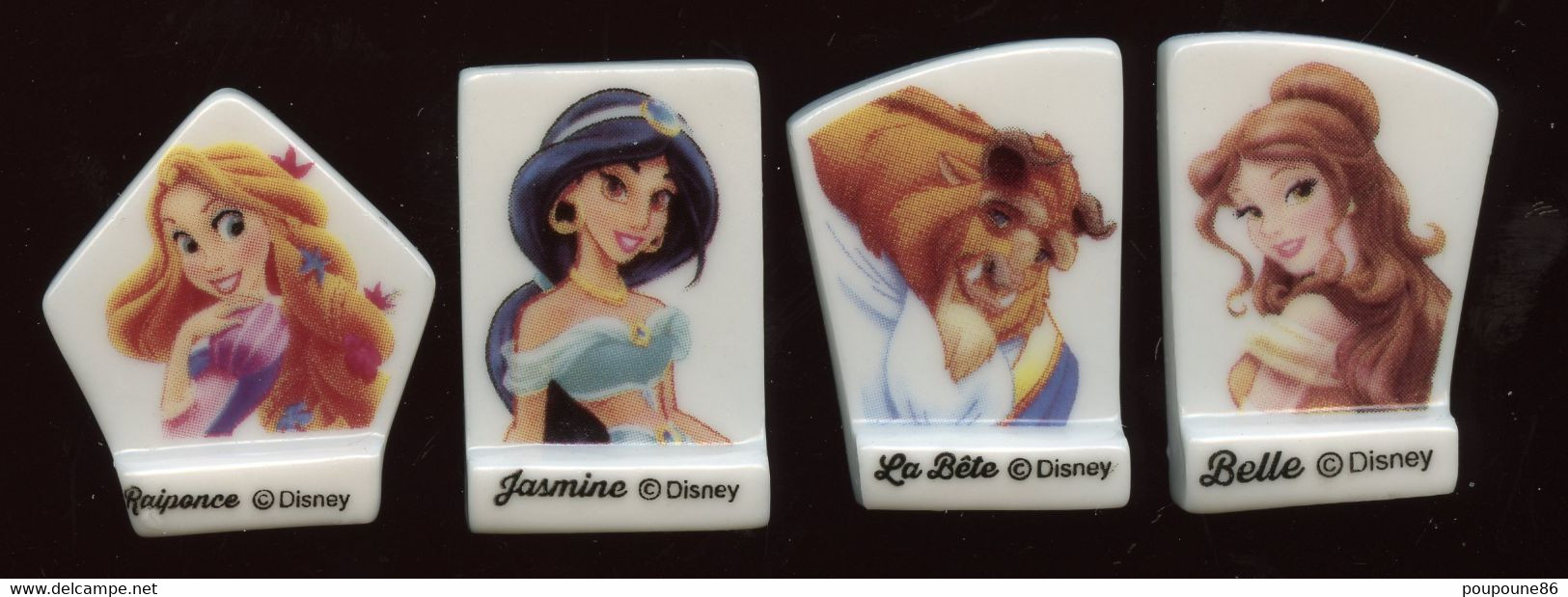 FEVE - FEVES -  "DISNEY 2015 - PRINCES ET PRINCESSES" - LOT DE 4 FEVES DIFFERENTES - Disney