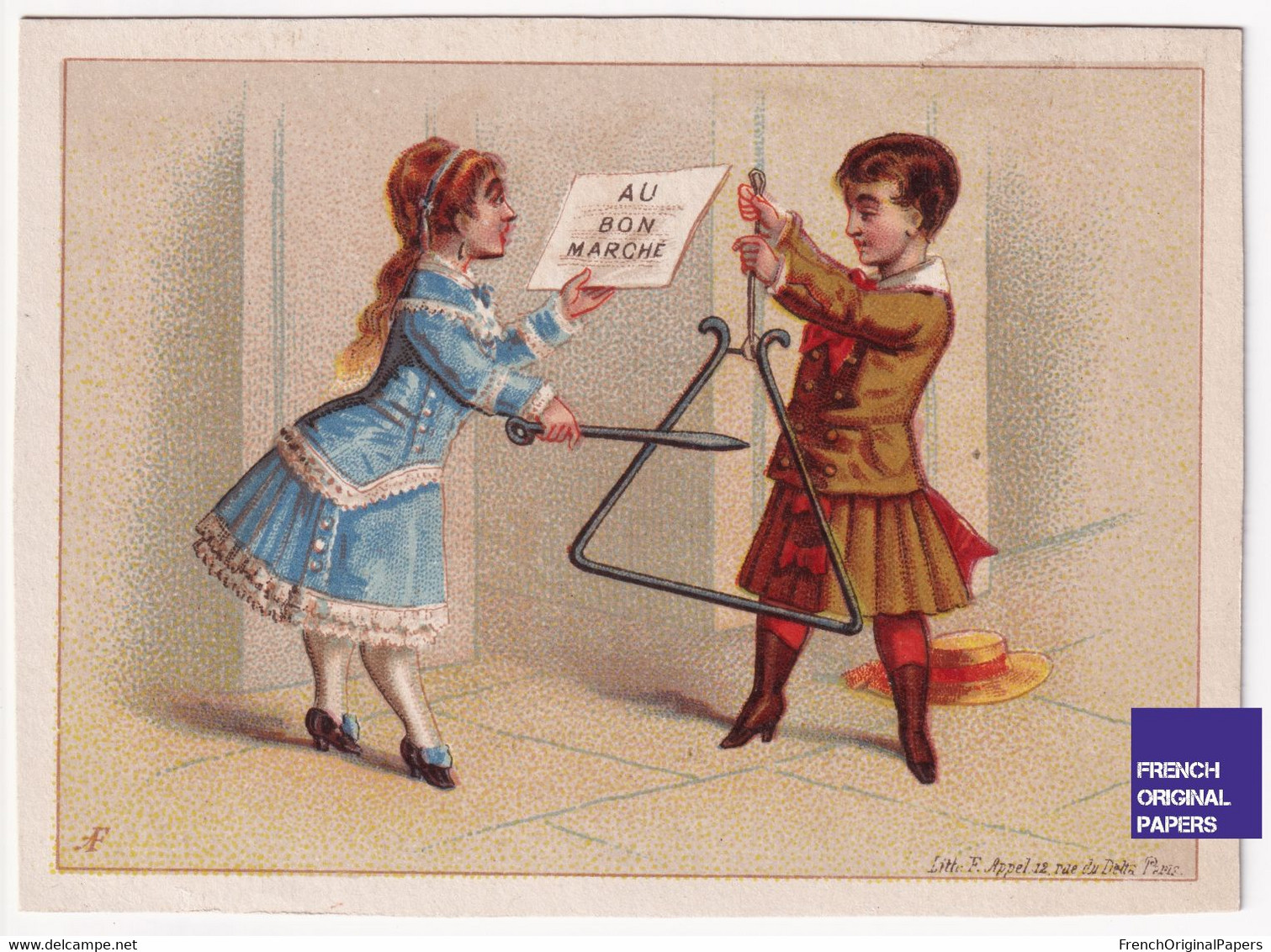 Jolie Chromo Appel 1880 Au Bon Marché Boucicaut Paris Instrument Musique Triangle Victorian Trade Card Girl Dress 46-65 - Au Bon Marché