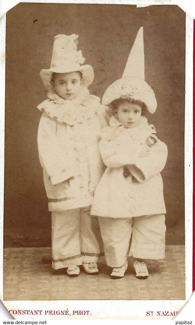 PHOTOGRAPHIE SUR CARTON ENFANTS COSTUMÉS - Andere & Zonder Classificatie