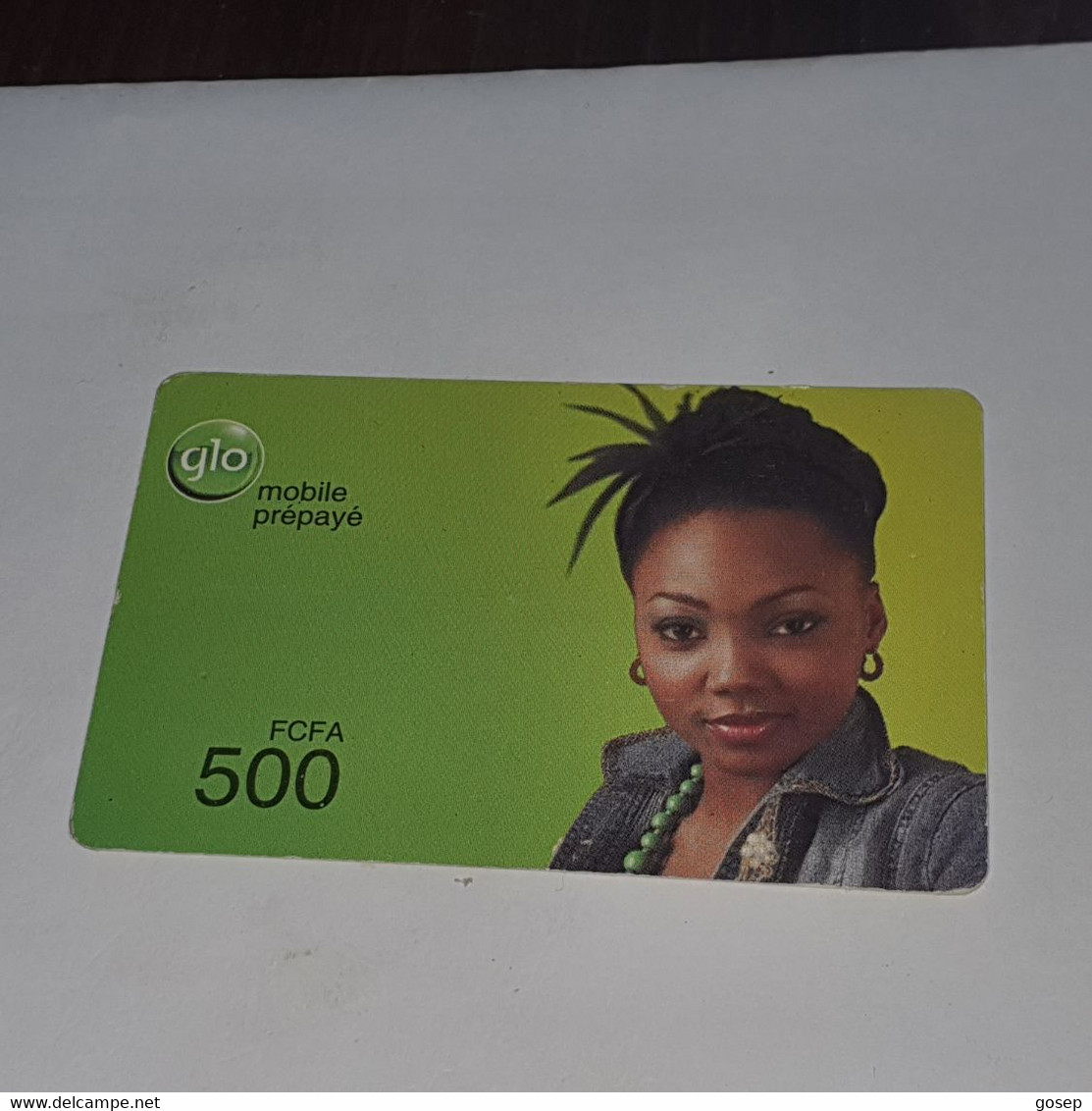 BENIN-(BJ-GLO-REF-001)-mobile Prepaye-(2)-(500fcfa)-(10023-00530-30980)-used Card+1card Prepiad Free - Bénin