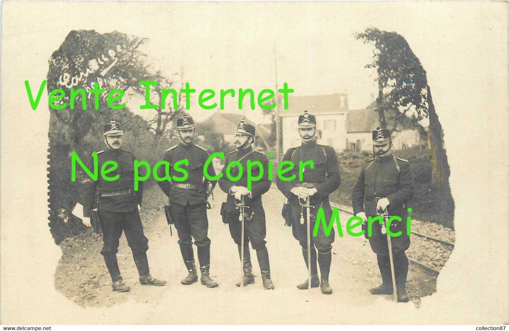 VD ☺♥♥ POSTE De DOUANE à CARROUGE < CARTE PHOTO Des DOUANIERS En 1909 - DOUANIER UNIFORME SUISSE - SCHEIWZ - Carrouge 