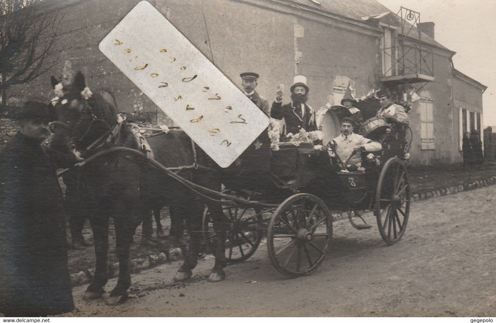 CHATEAUDUN -  Char Fleuri ( Carte Photo  ) - Chateaudun