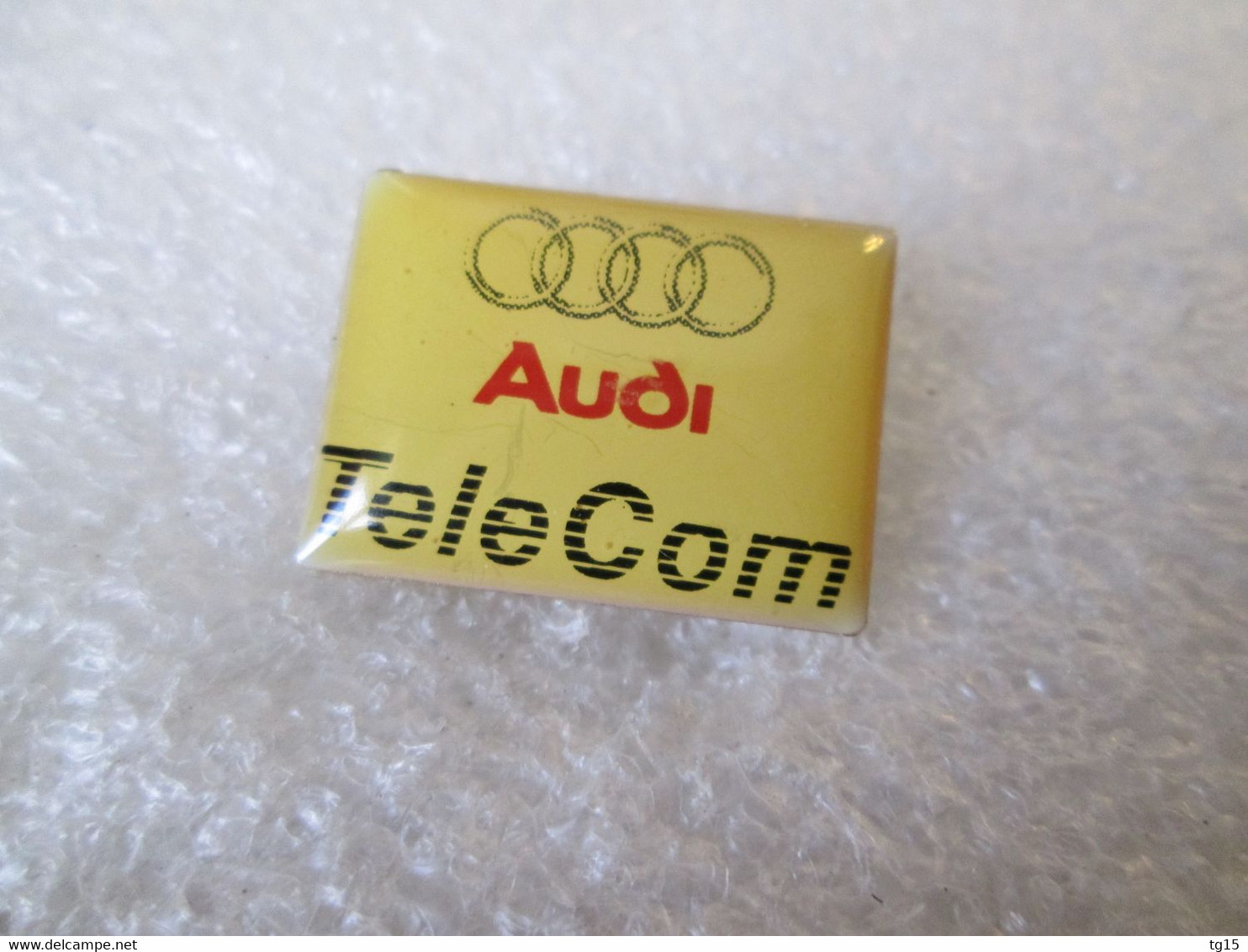 PIN'S   AUDI   TELE COM - Audi