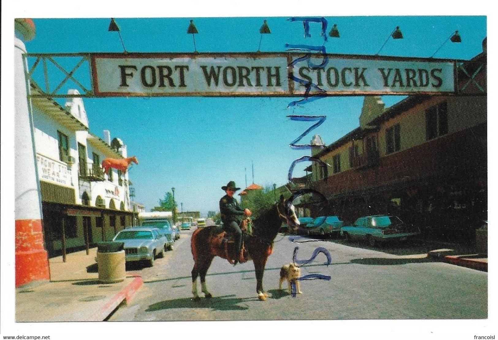 USA. Texas. Fort Worth. Stock Yards. Cow-boy (Corporal L.E. Schilling), Chien (Reb). - Fort Worth