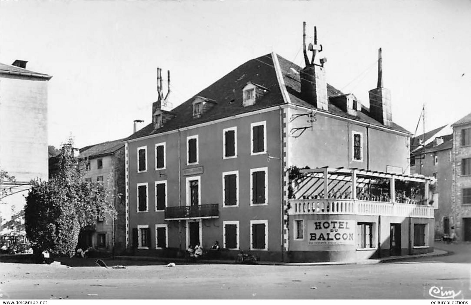 Brassac           81          Hôtel Du Balcon       N° 12 -  1959            (voir Scan) - Brassac