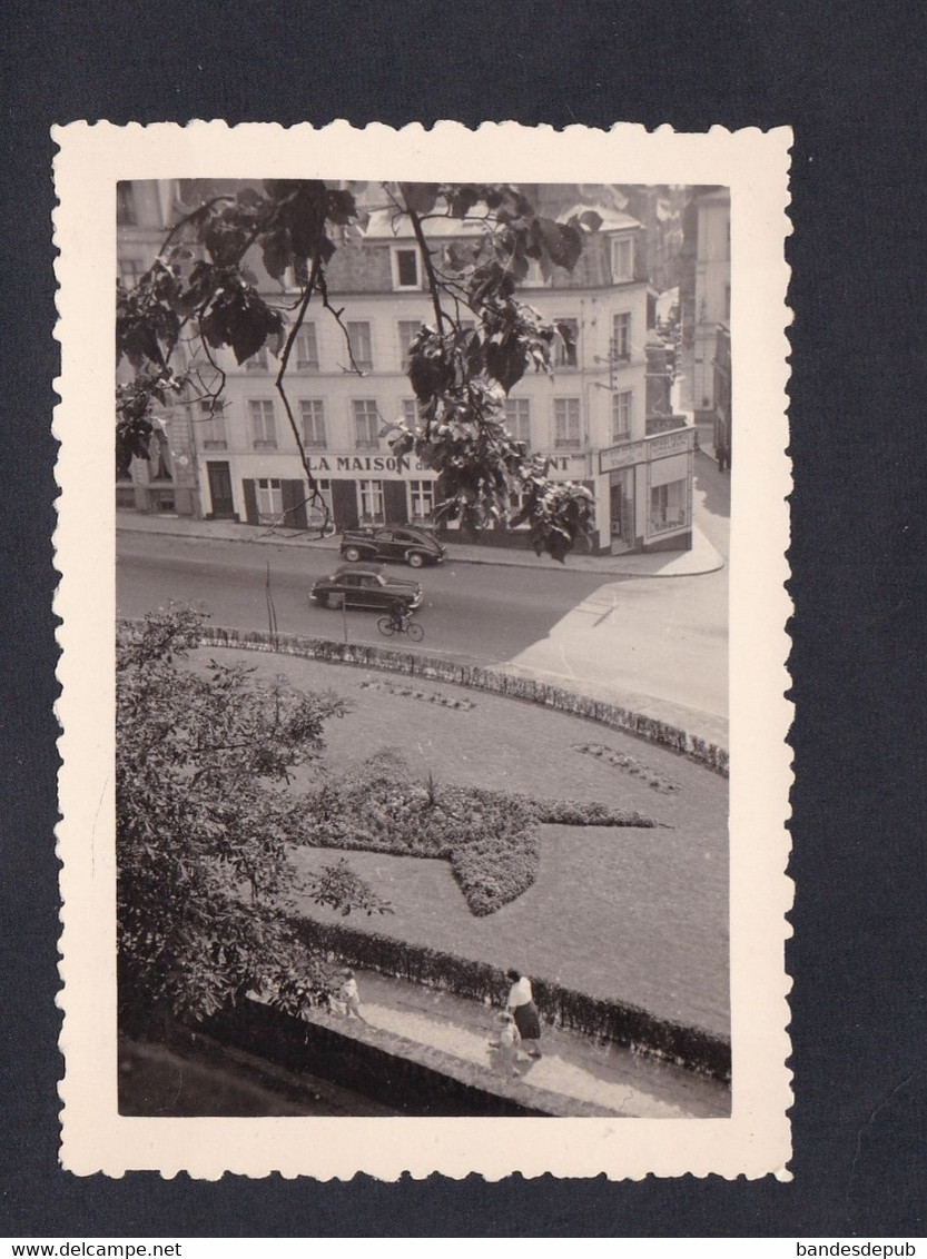 Photo Originale  Boulogne Sur Mer Parterres Fleuris Vus Des Remparts Oldtimer Cars Voitures  Maison Du Papier Peint - Orte