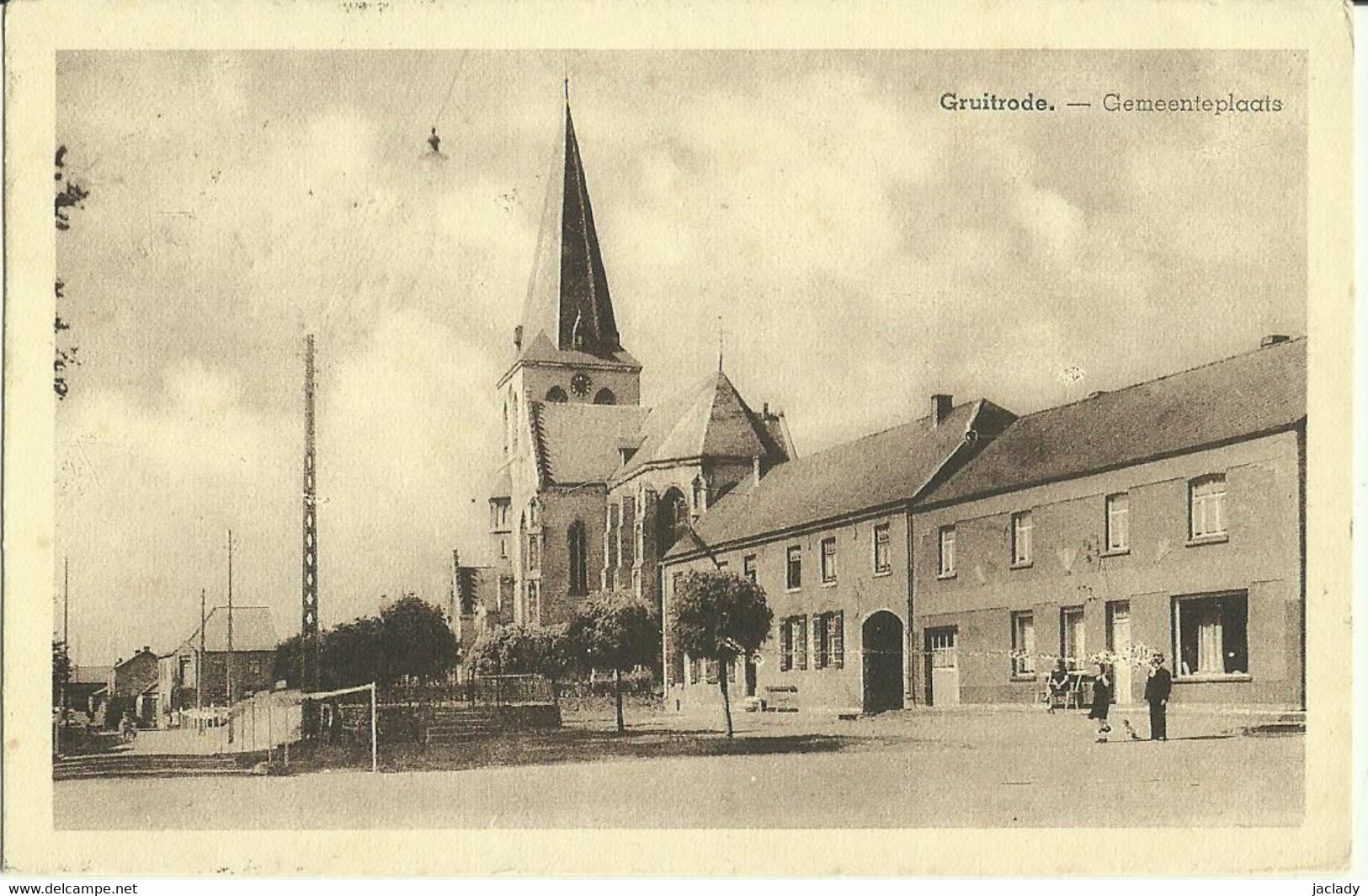 Gruitrode -- Gemeenteplaats.   (2 Scans) - Meeuwen-Gruitrode