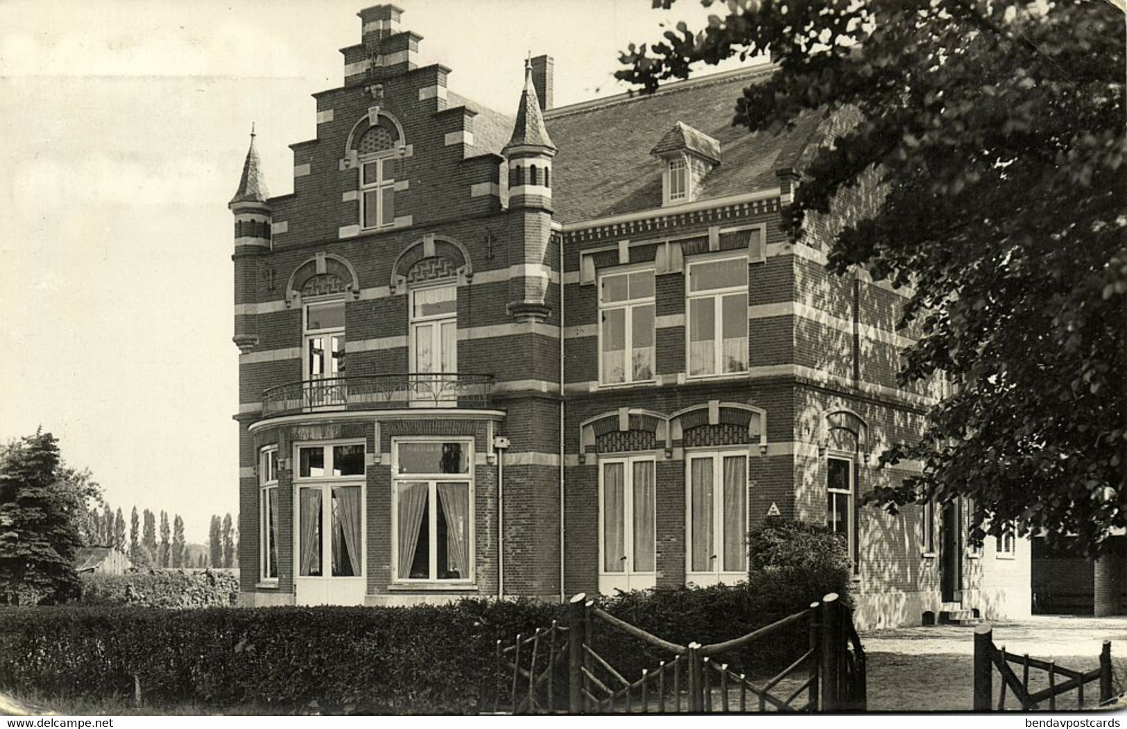 Nederland, VUGHT, Jeugdherberg "De Mijlpaal" (1953) Ansichtkaart - Vught