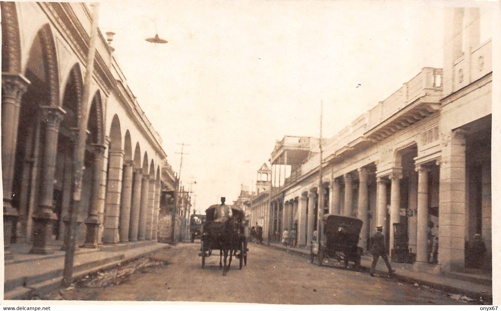 Carte Postale Photo CIEGO DE AVILA (Cuba) Une Rue De La Ville En 1925  -  RARE  - - Cuba