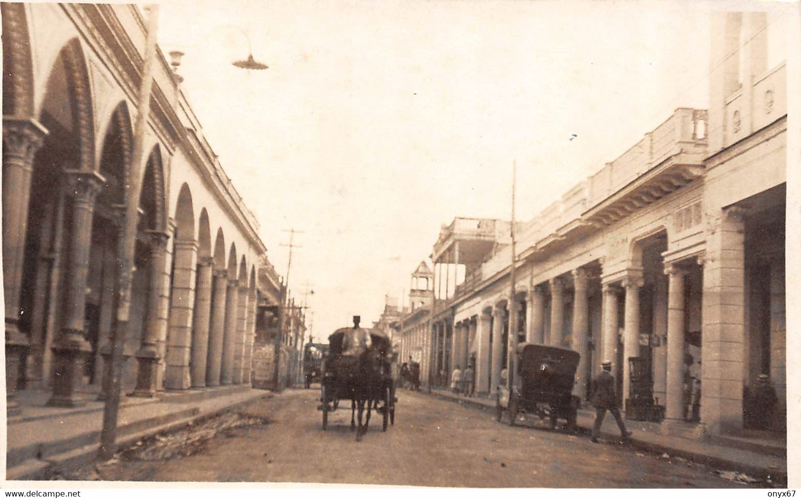 Carte Postale Photo CIEGO DE AVILA (Cuba) Une Rue De La Ville En 1925  -  RARE  - - Kuba