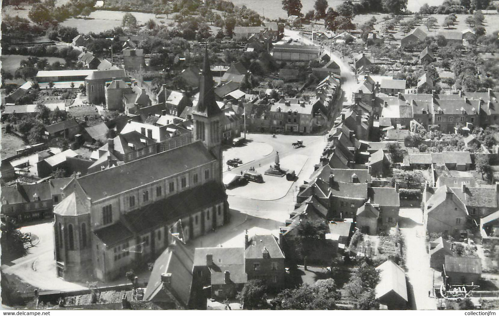 / CPSM FRANCE 61 "Athis, Vue Aérienne, L'église Et Vue Générale" - Athis De L'Orne