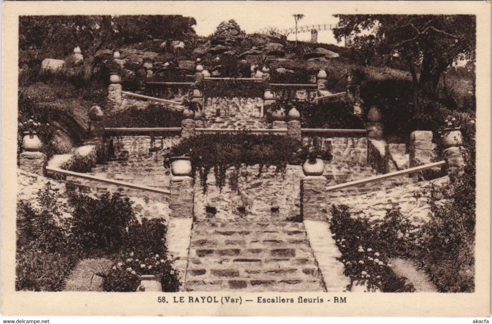 CPA LE RAYOL Escaliers Fleuris (1110420) - Rayol-Canadel-sur-Mer