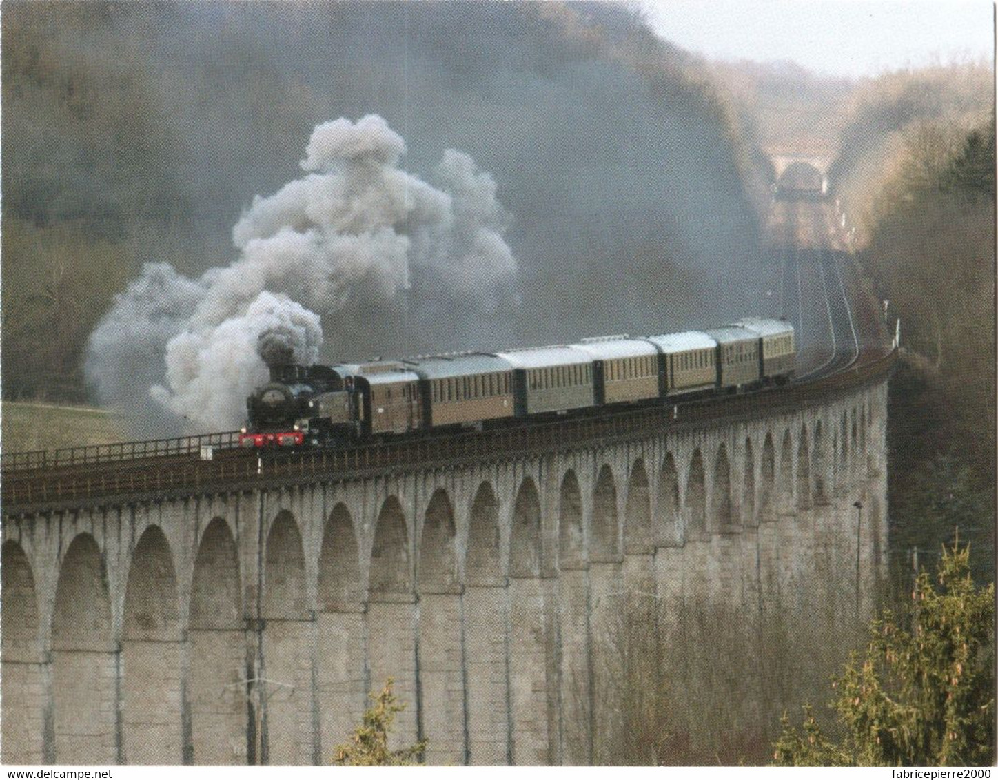 CPM 77 (Seine-et-Marne) Longueville - Train AJECTA Sur Le Viaduc De Longueville, Octobre 2007 TBE 2 Scans - Trenes