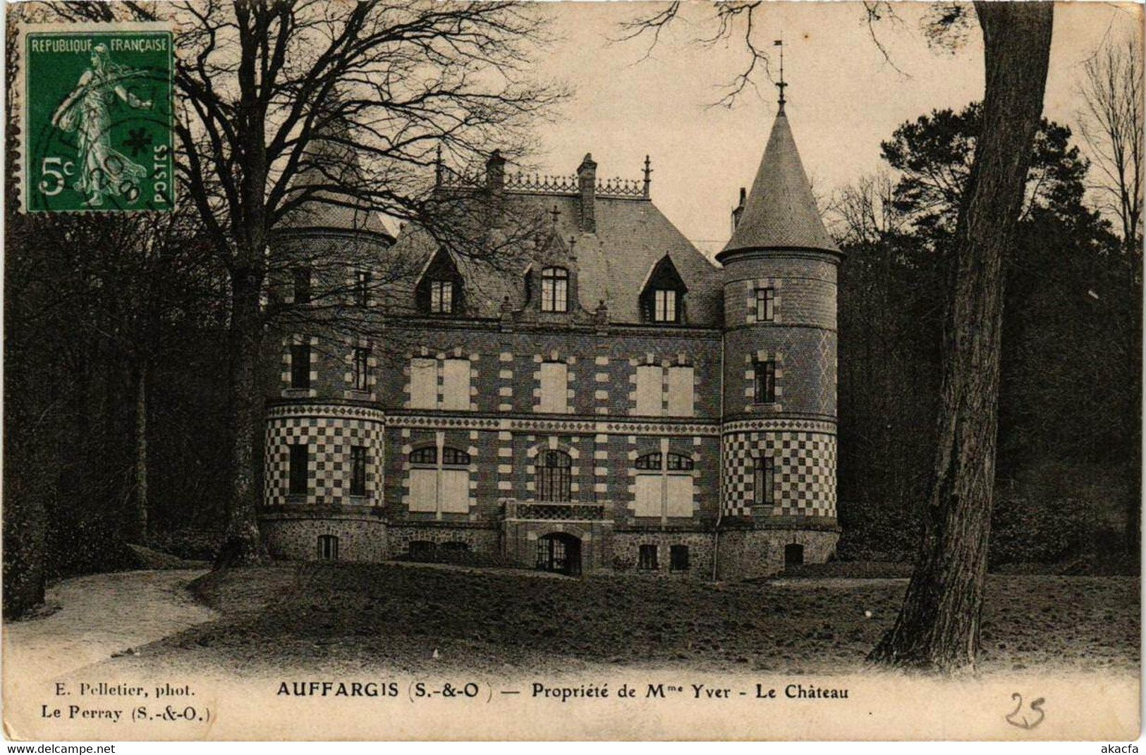 CPA AK AUFFARGIS Propriete De Mme Yver - Le Chateau (617859) - Auffargis