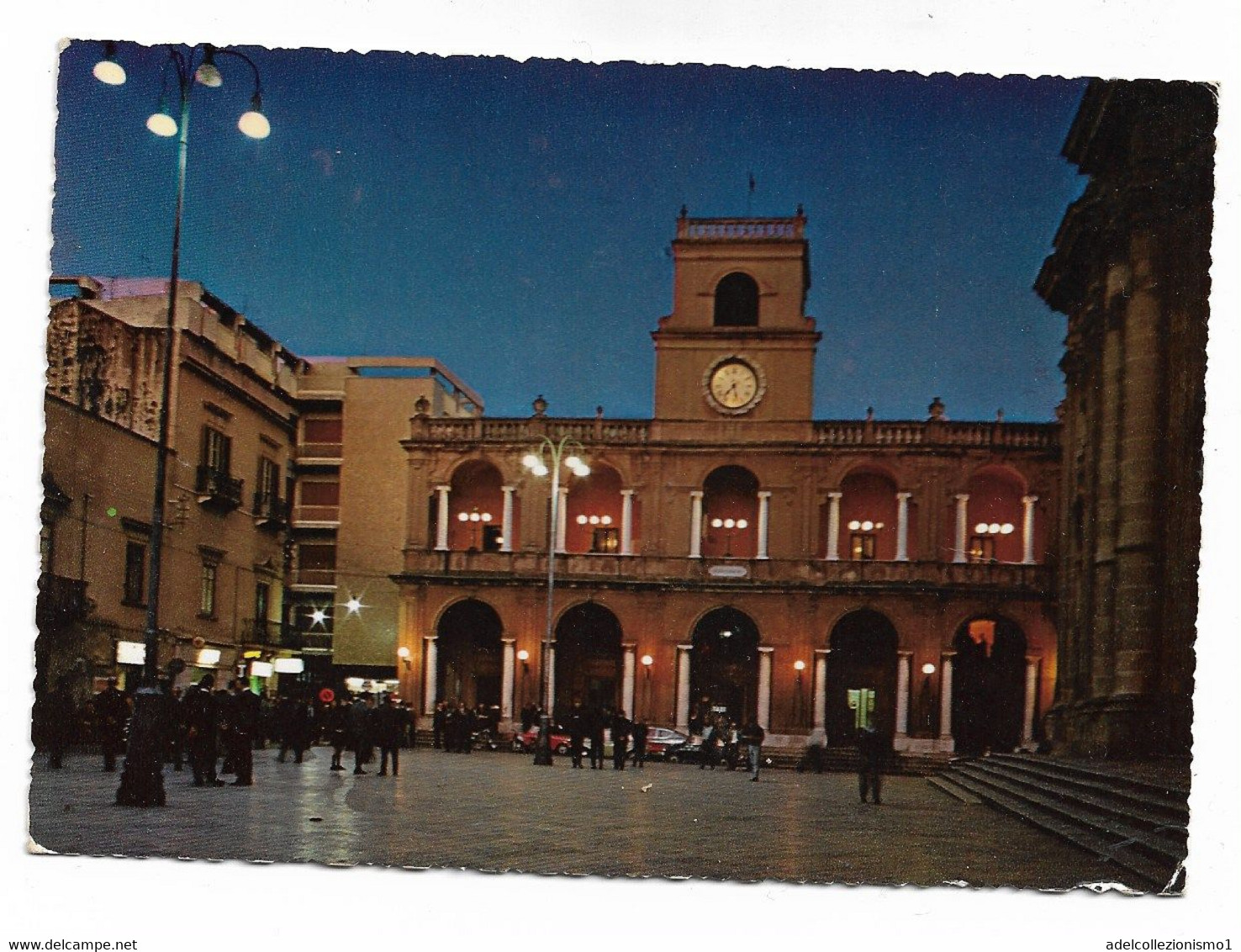 38013) CARTOLINA DI MARSALA-NOTTURNO-PIAZZA DELLA REPUBBLICA-VIAGGIATA - Marsala