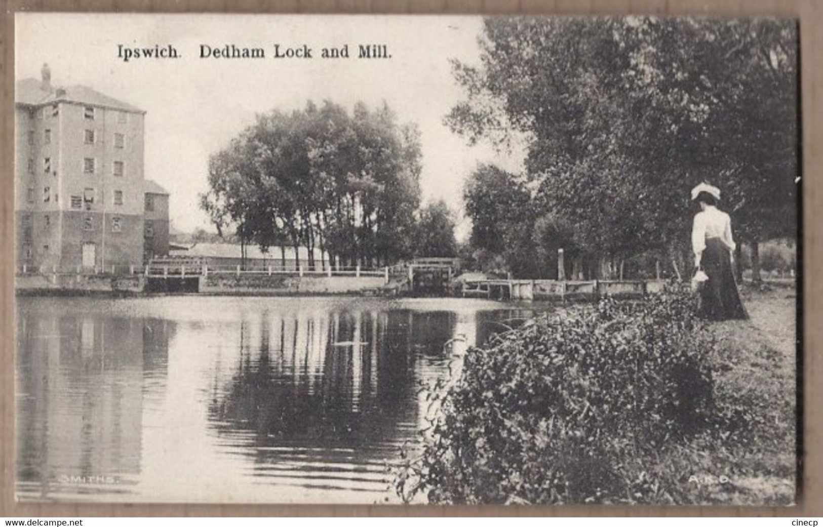 CPA ANGLETERRE - IPSWICH - Dedham Lock And Mill - TB PLAN Cours D'eau Ecluse Animation Bâtiment USINE - Ipswich