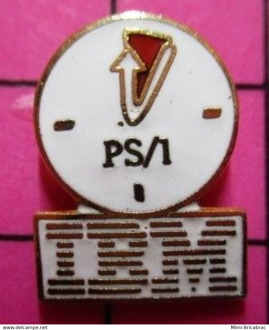 715a Pin's Pins / Beau Et Rare / THEME : INFORMATIQUE / IBM PS/1 CADRAN DE MONTRE - Computers