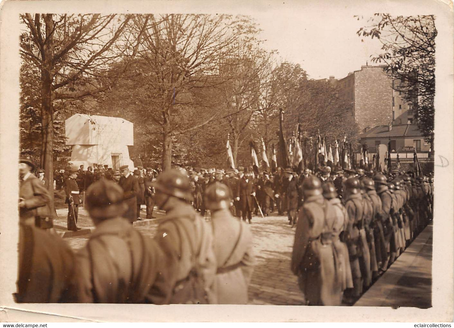 Photographie     Militaria  Cimetière Du Père Lachaise .Soldat Belge  1922   (voir Scan Et Commentaires) - Altri & Non Classificati