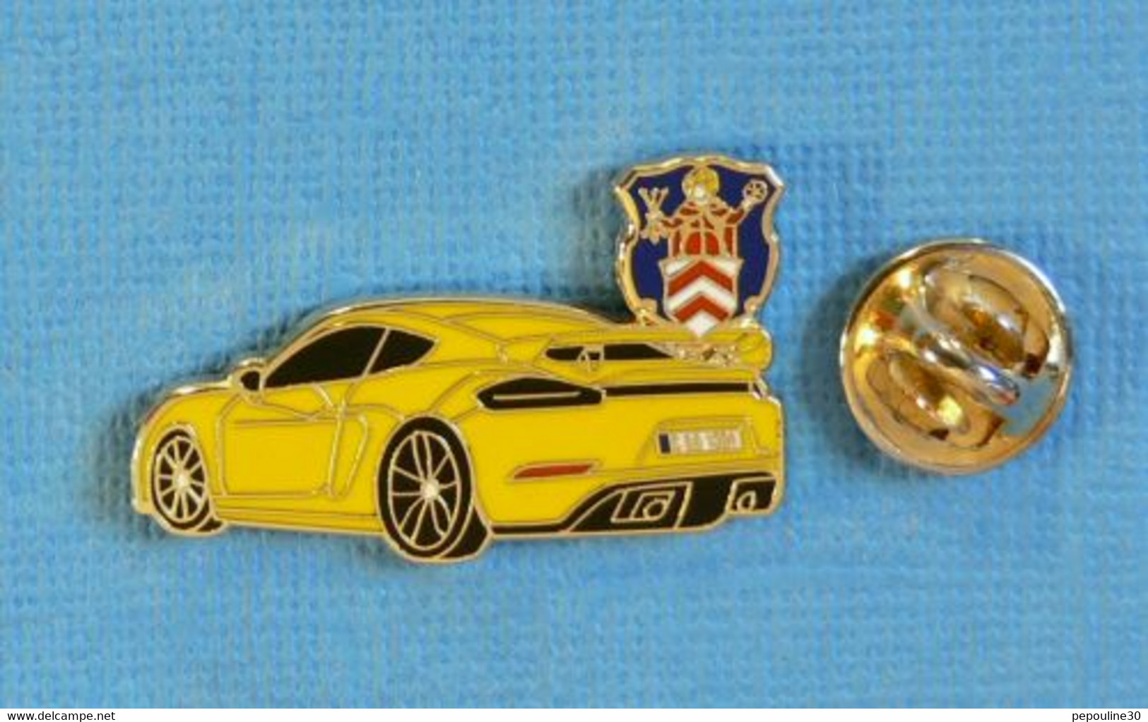 1 PIN'S //  ** PORSCHE 718 CAYMAN GT4 ** - Porsche