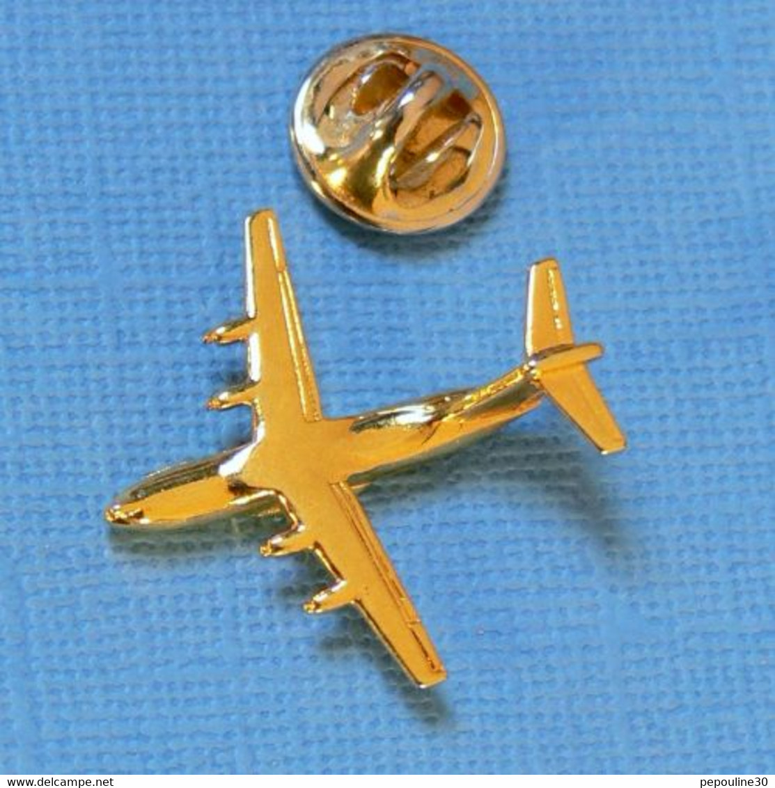 1 PIN'S //  ** AVION DE TRANSPORTS MILITAIRE / AIRBUS A 400M ATLAS / 3'D ** - Avions