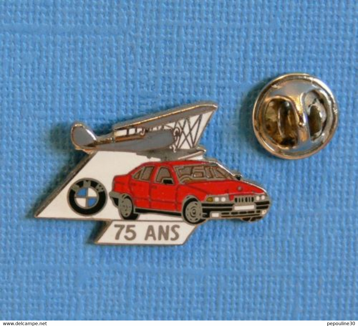 1 PIN'S //  ** AVION BIPLAN / BMW 75 ANS ** . (BMW  Démons & Merveilles) - BMW