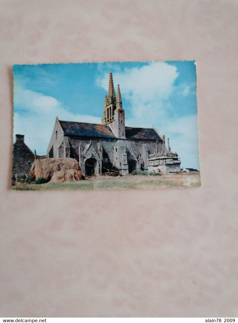 Calvaire Et Chapelle De Tronoën - Saint-Jean-Trolimon