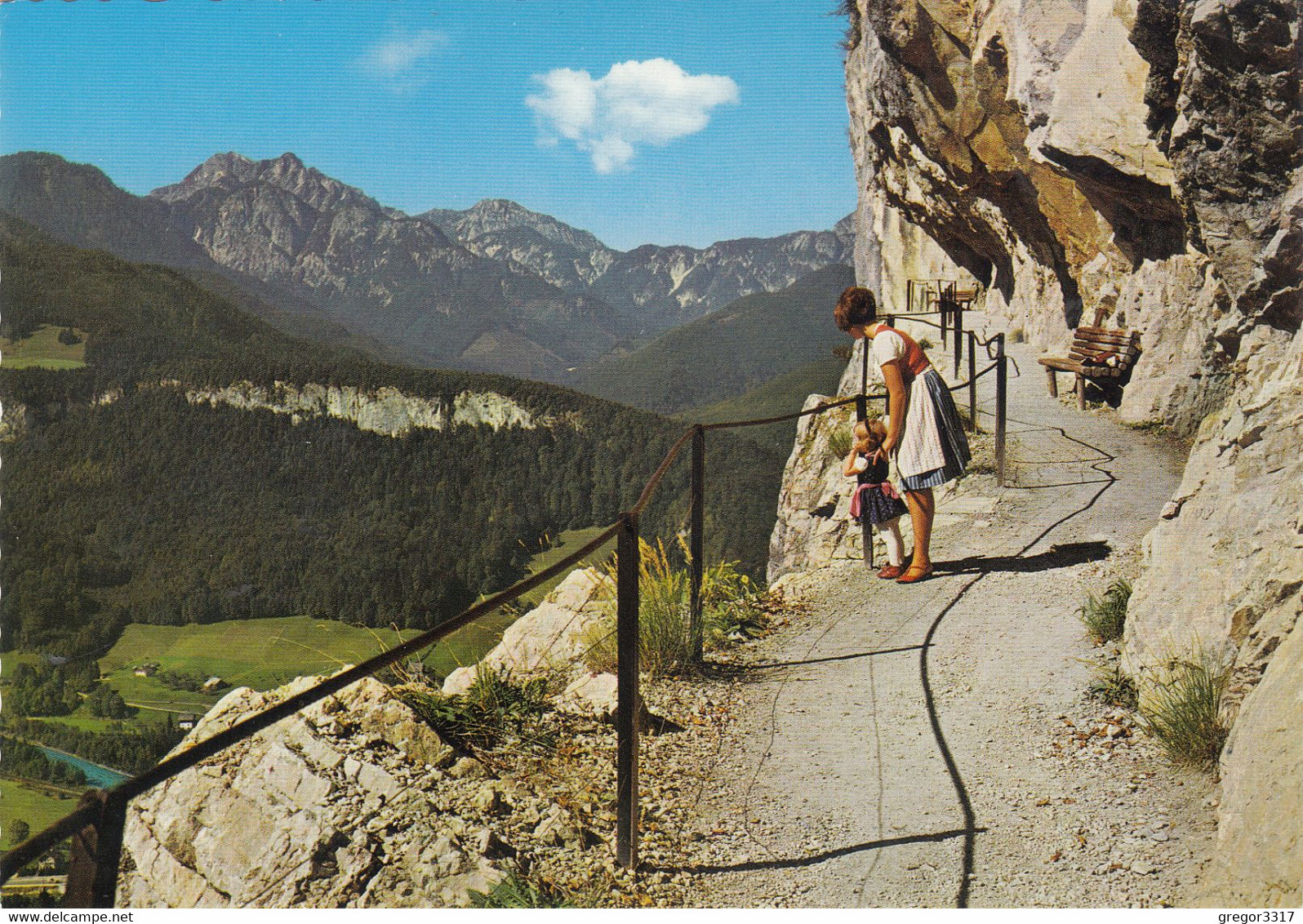 1468) Höhenweg EWIGE WAND In BAD GOISERN - Kind U. Frau In Tracht - Hintergrund Rettenkogel - ältere AK - Bad Goisern