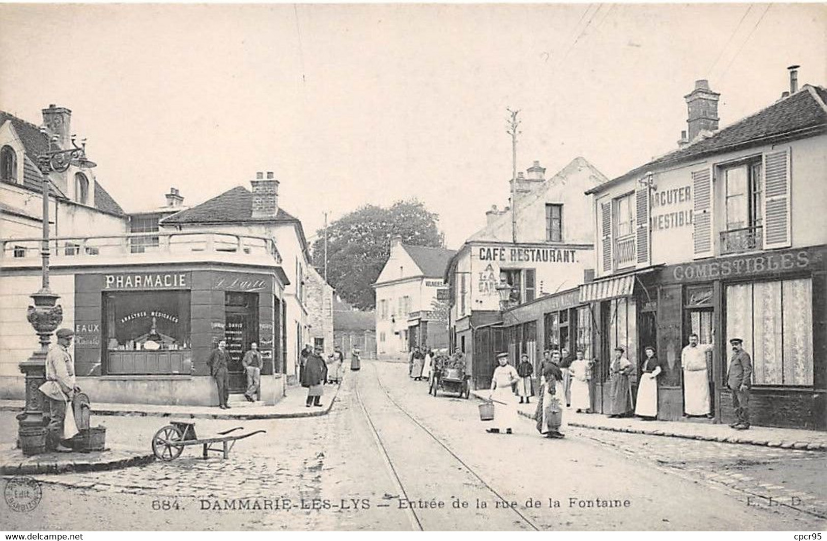 77 - N°74433 - DAMMARIE LES LYS - Entrée De La Rue De La Fontaine - Charcutier, Café-restaurant, Pharmacie - ELD - Dammarie Les Lys