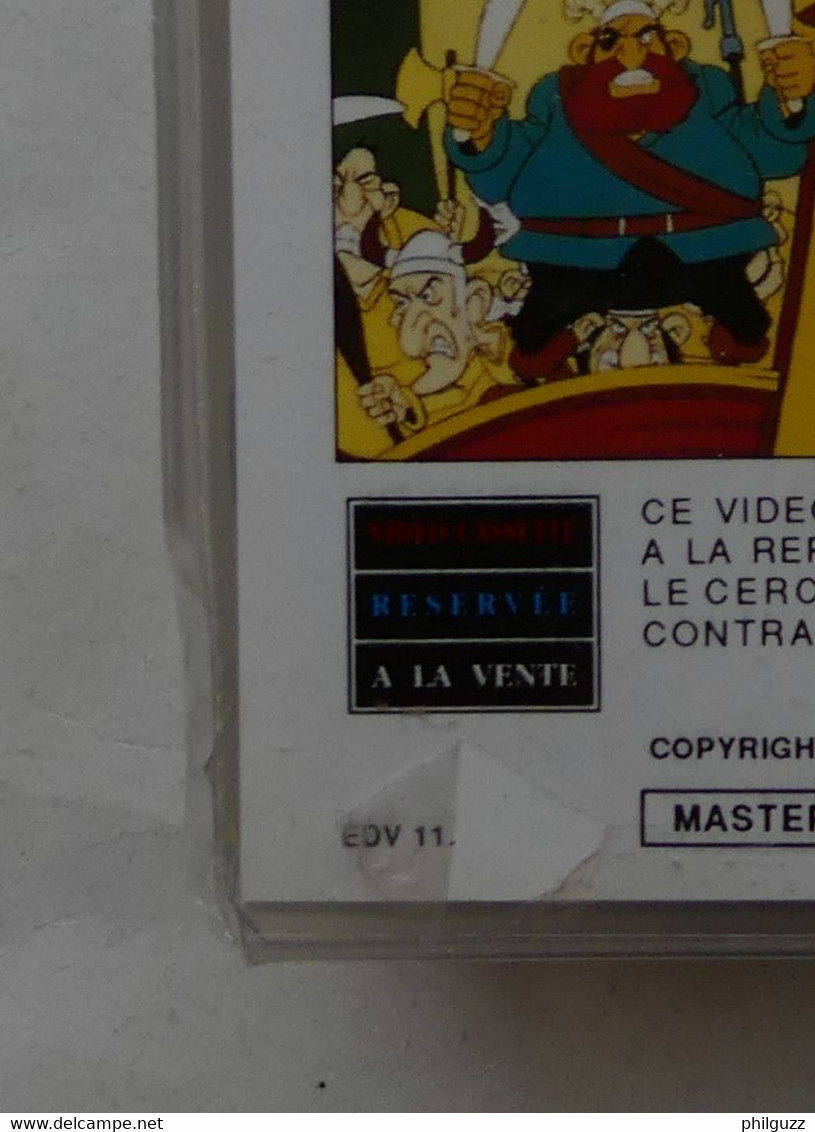 K7 CASSETTE Video VHS ASTERIX ET LES BRETON NEUVE SOUS FILM 1986  (voir Photo) - Dessins Animés