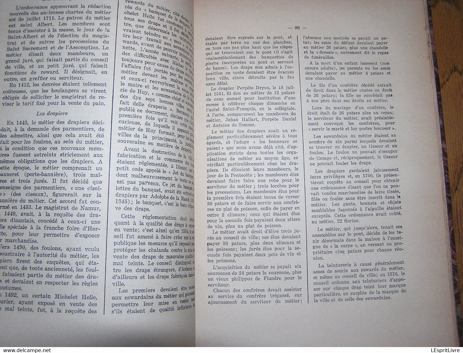 HISTOIRE DE LA VILLE DE DINANT Edouard Gérard 1936 Régionalisme Métiers Organisation Militaire Hopitaux Vie Religieuse